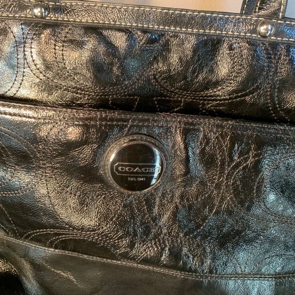 Black leather Coach diaper bag - Picture 2 of 9